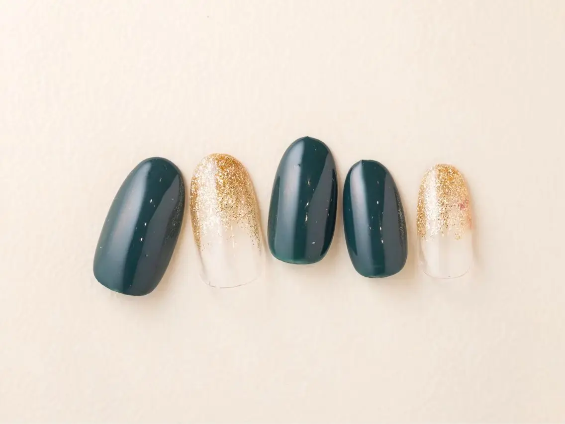 ネイル Tiary Nail Fのネイルデザイン