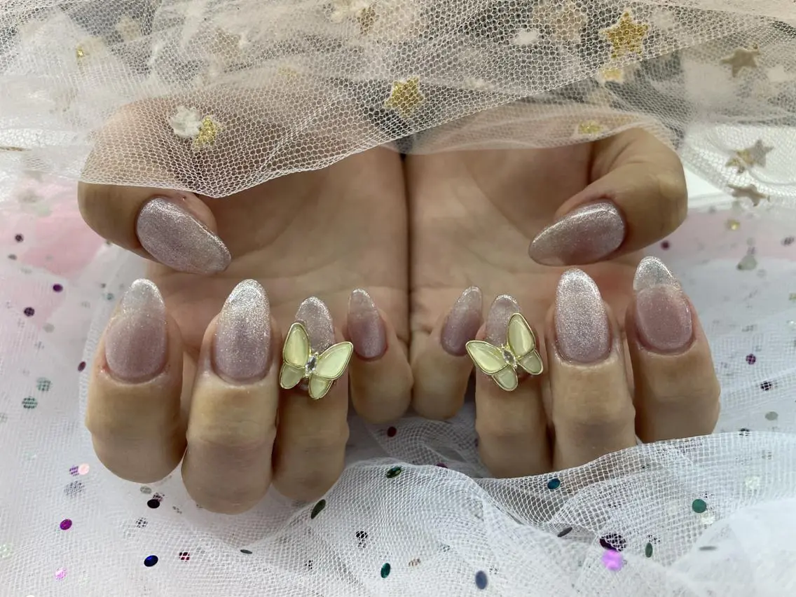 ネイル 🦋ネイルサロン ブラン🌈ゆりのネイルデザイン