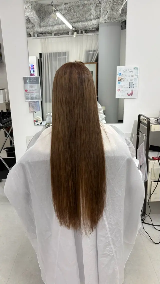 ロング あきやま はるかのヘアスタイル