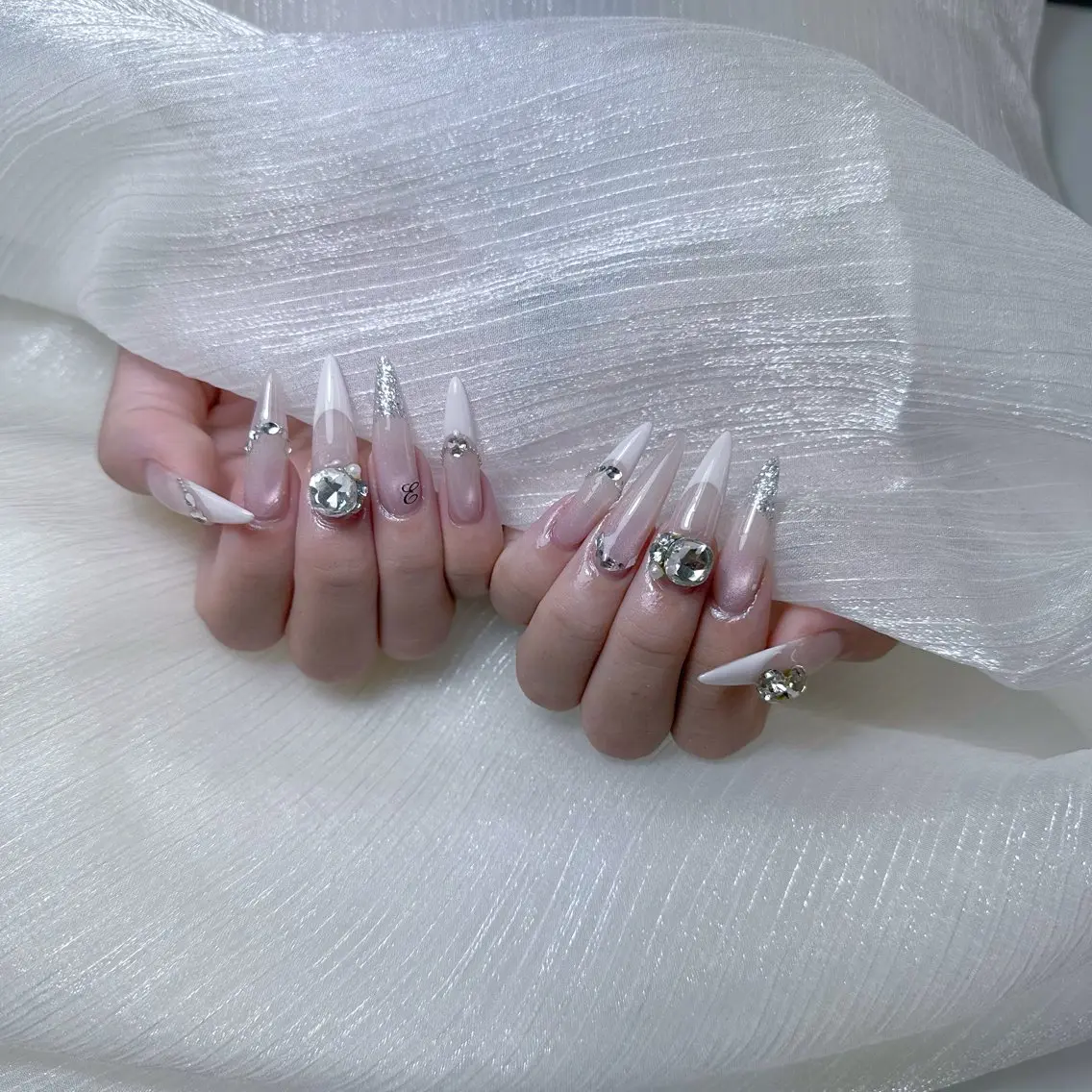 ネイル ハンドネイル Kingnail Emiのネイルデザイン