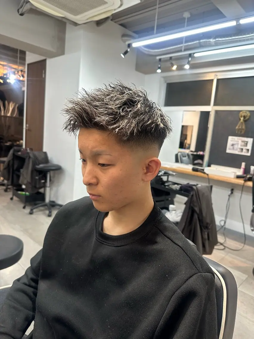 メンズ 縮毛矯正モデル大募集 🇺🇸隼也🇪🇸のヘアスタイル