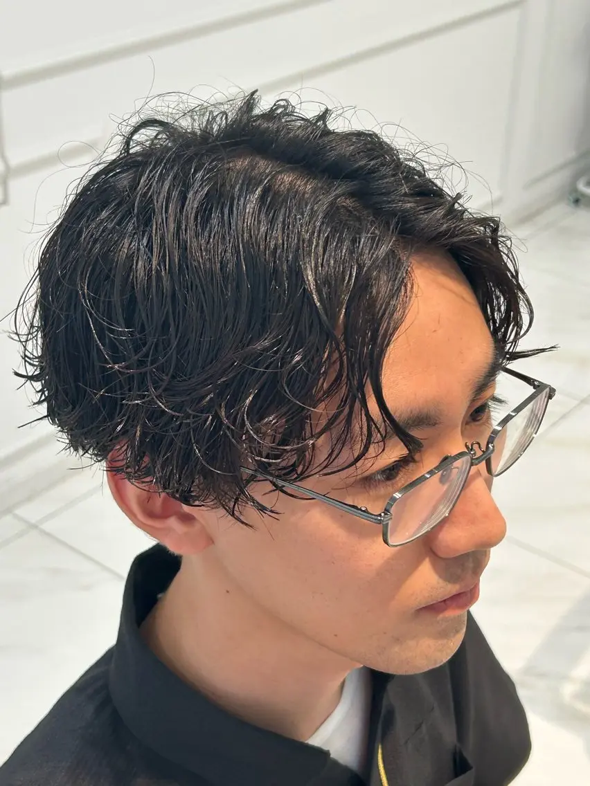パーマ メンズ センターパート メンズパーマ シャドーパーマ カット パーマ メンズパーマ特化 /平松秀門のヘアスタイル