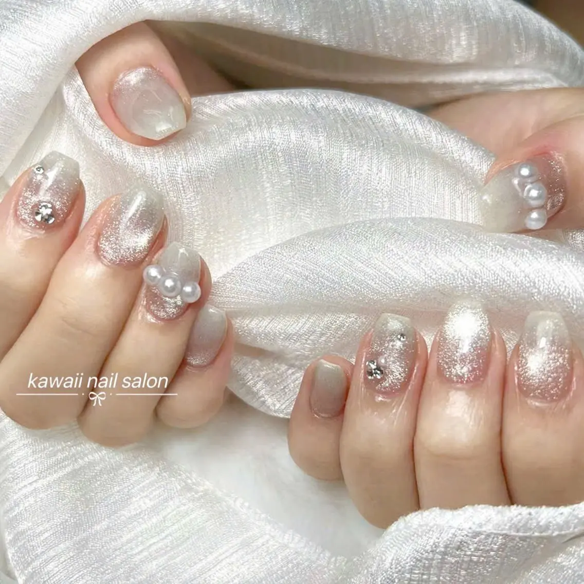 ネイル ドット フレンチネイル 韓国ネイル マグネットネイル オフィスネイル Kawaii Nail Salonのネイルデザイン