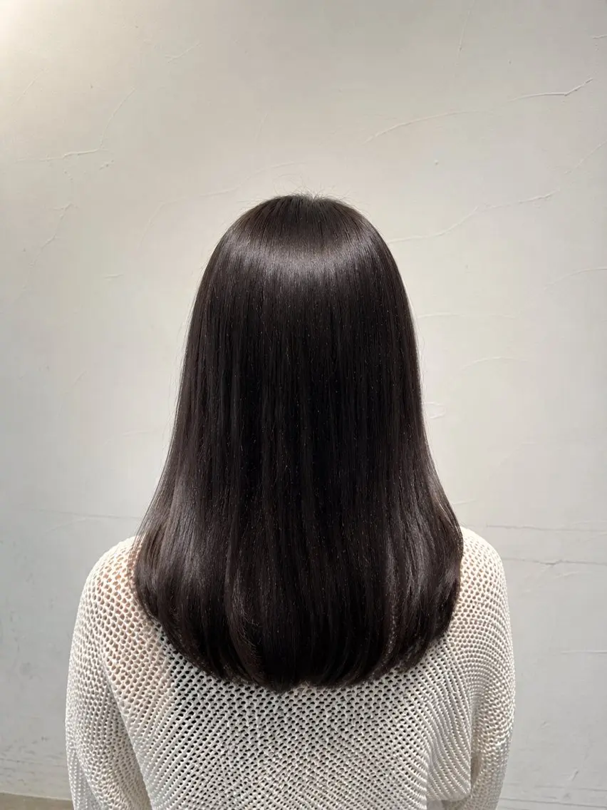 ミディアム カラー ブリーチ ブラウンカラー 透明感カラー ブリーチなしカラー オリーブブラウン ヘアカラー 渋谷艶カラー¦縮毛 🤍ふうかのヘアスタイル