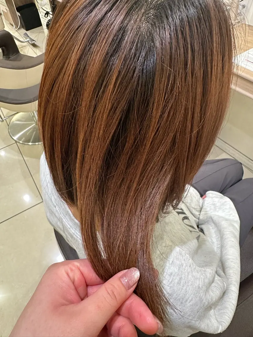 セミロング カラー ブラウンカラー ヘアカラー Miyu🦄ash カット/まつげのヘアスタイル