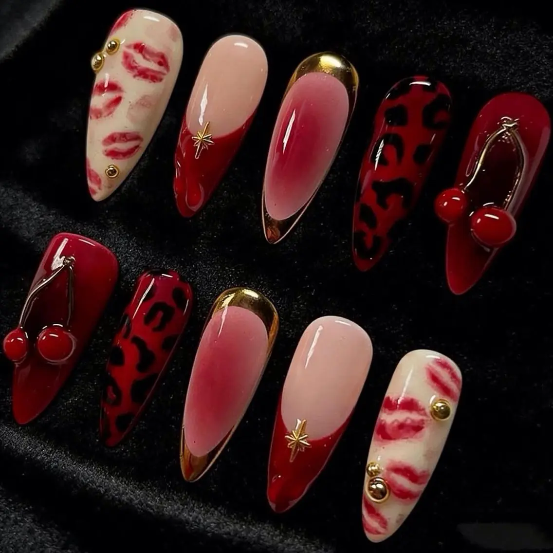 ネイル キラキラネイル 韓国ネイル ロングネイル シンプルネイル ワンホンネイル ハンドネイル Rina Nail.Novaのネイルデザイン