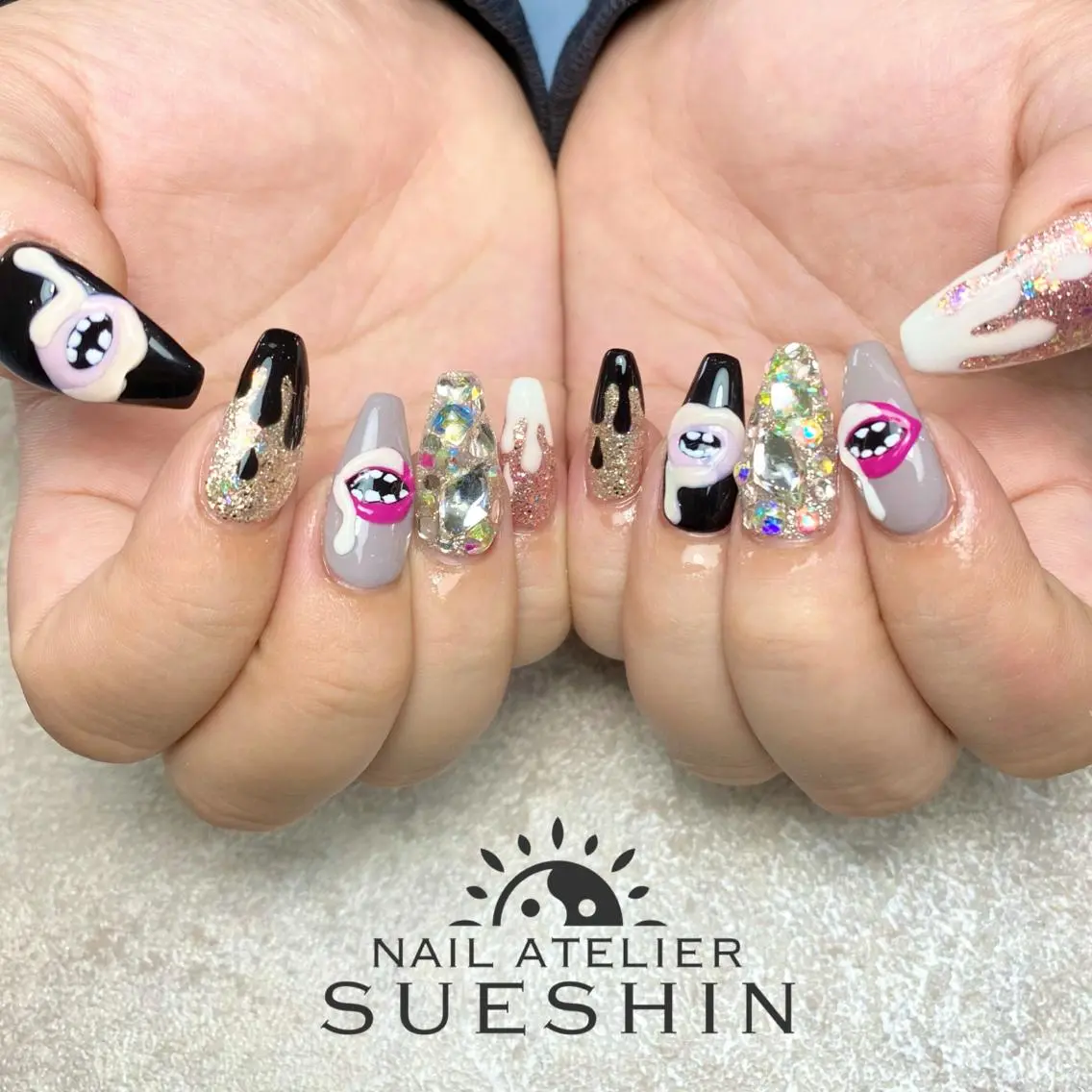 ロング S ueshinのネイルデザイン