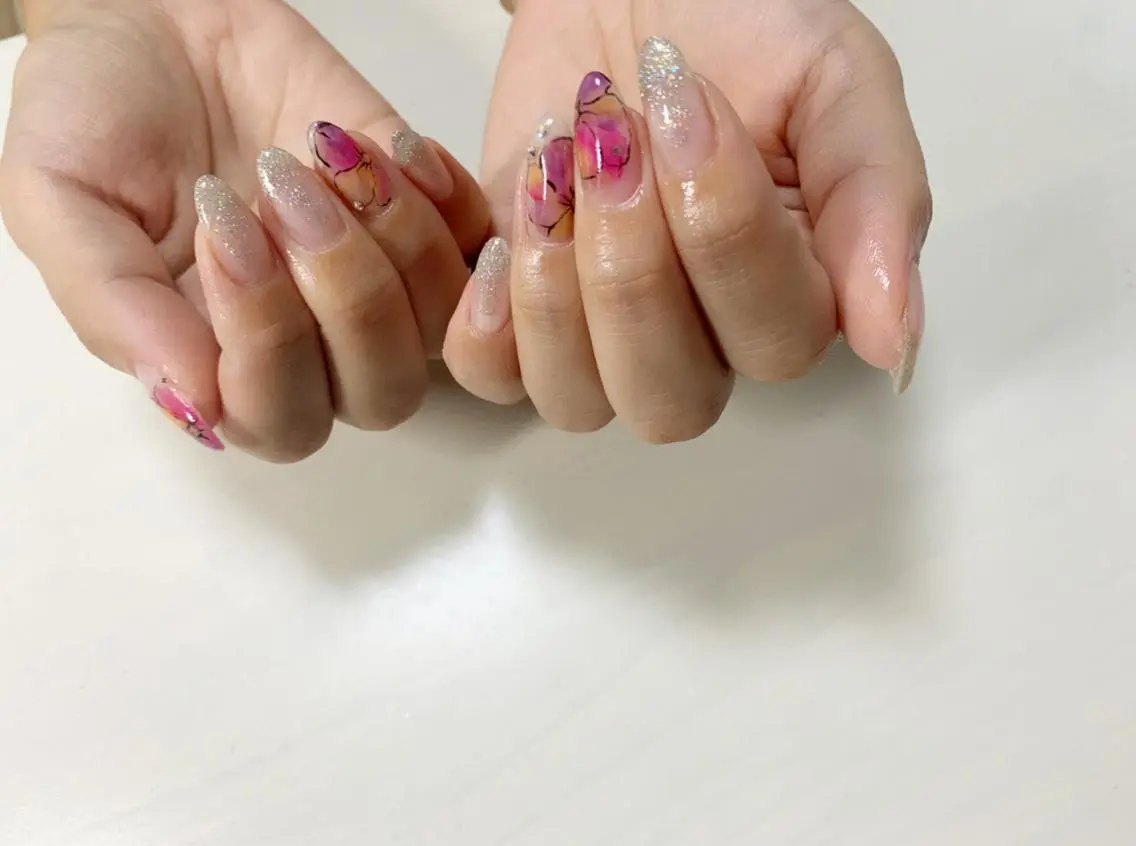 ネイル フラワーネイル ハンドネイル Lilibeauty salonのネイルデザイン