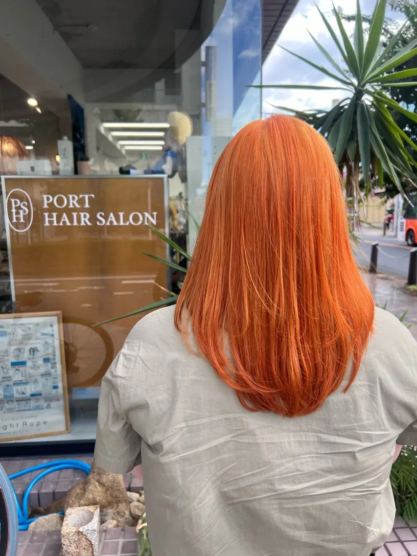 ミディアム カラー ブリーチ オレンジ 石川 実咲のヘアスタイル
