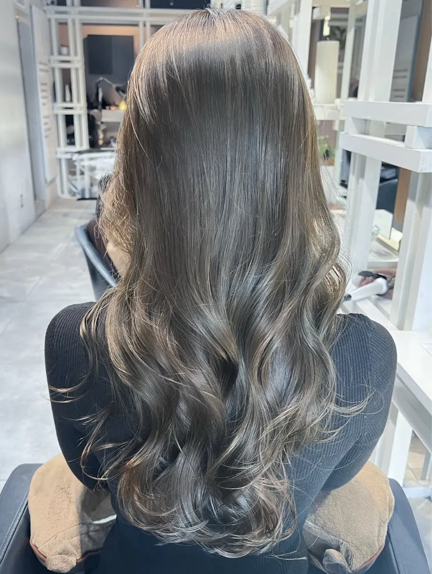 ロング カット ヘアカラー トリートメント 恵比寿韓国レイヤー× 艶透明感カラー大場のヘアスタイル