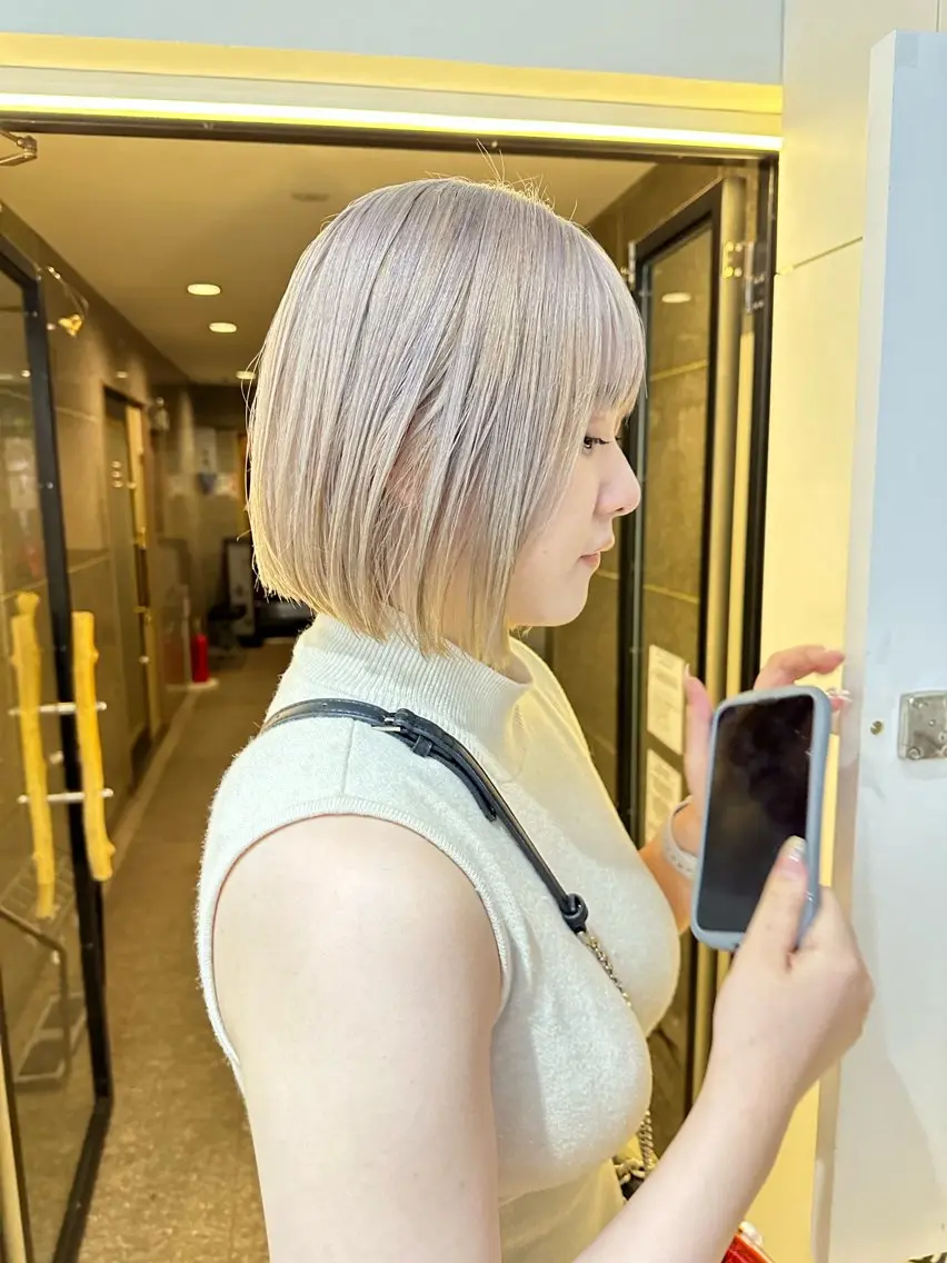 【2-3回目クーポン】ケアブリーチ+イルミナorアディクシーカラー+卵殻トリートメントの写真