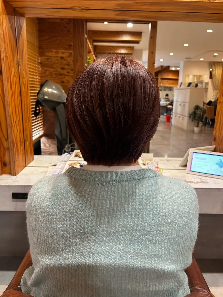 ショート カラー ブラウンカラー ピンクカラー ピンクブラウン adorable 樋口円のヘアスタイル