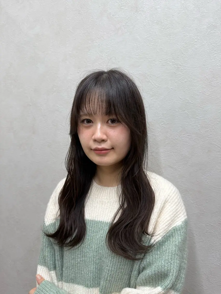 セミロング カラー ブリーチ カット ヘアカラー トリートメント 有田裕真 【ブリーチカラー】のヘアスタイル
