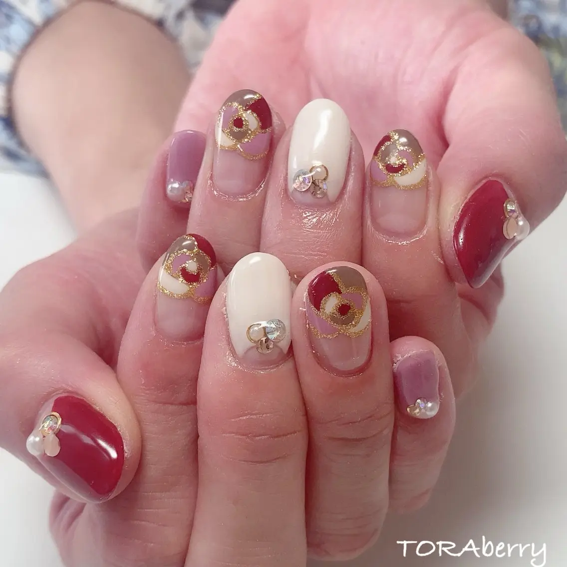 ネイル ハンドネイル ネイリスト なつみのネイルデザイン