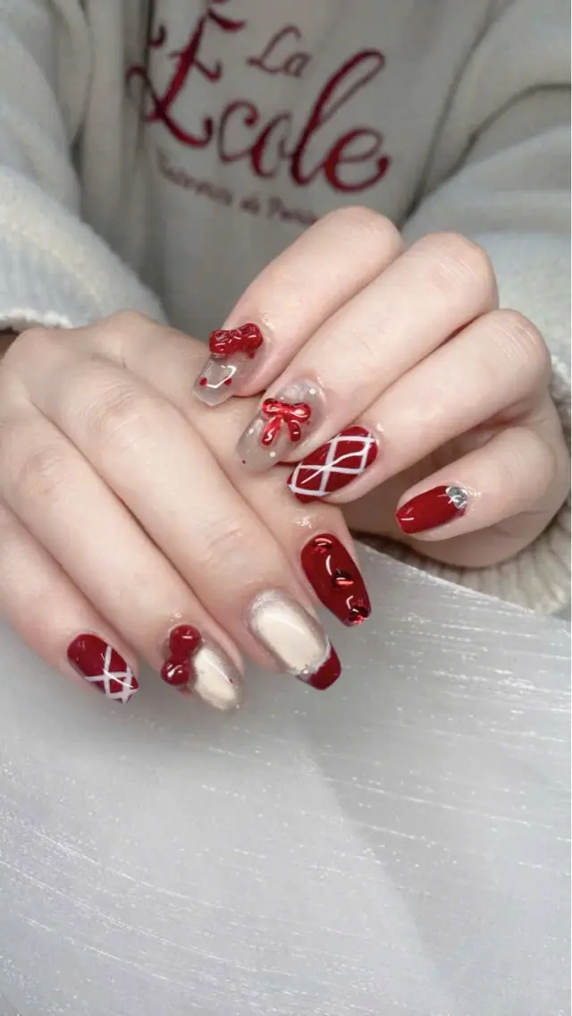 ネイル 成人式 フレンチネイル グラデーション 韓国ネイル マグネットネイル ハンドネイル Squen Nail shinjukuのネイルデザイン