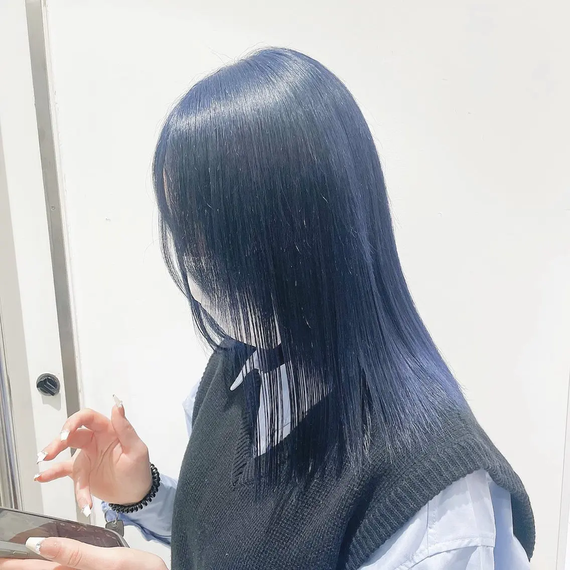 カラー 長尾菜々美🐰 ／ハイトーンカラーのヘアスタイル