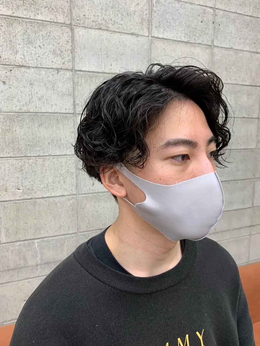 パーマ メンズ カット パーマ トリートメント メンズパーマ/ 岩本遼のヘアスタイル