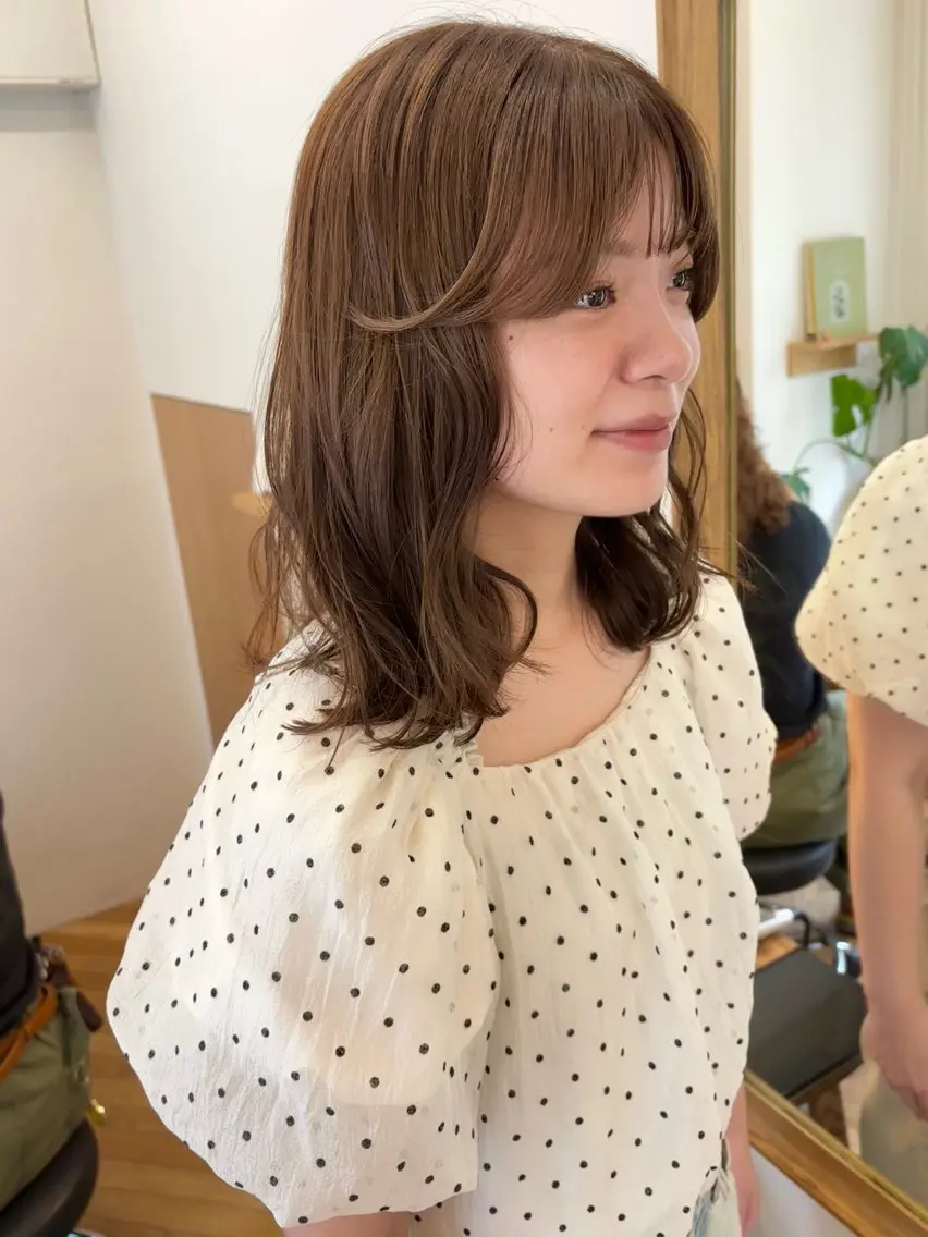 ミディアム カラー カット ヘアカラー 美空🐇 レイヤー / 透明感カラー🩰のヘアスタイル