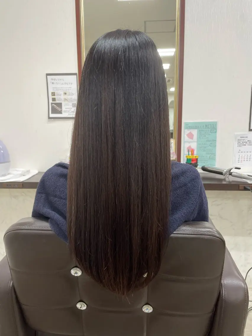 ロング 𝐒𝐇𝐔𝐑𝐈 🦋艶カラー🦋のヘアスタイル