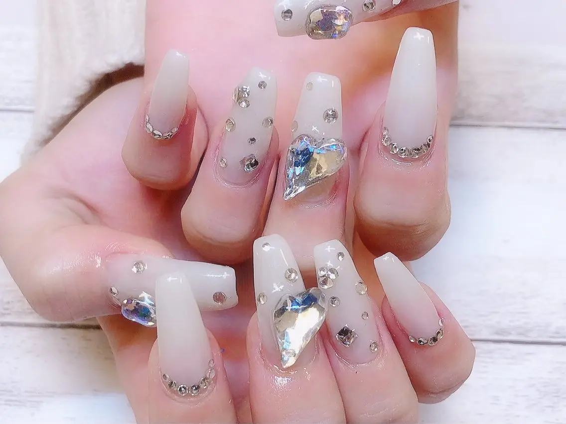 ネイル ハンドネイル Rグループ felizのネイルデザイン