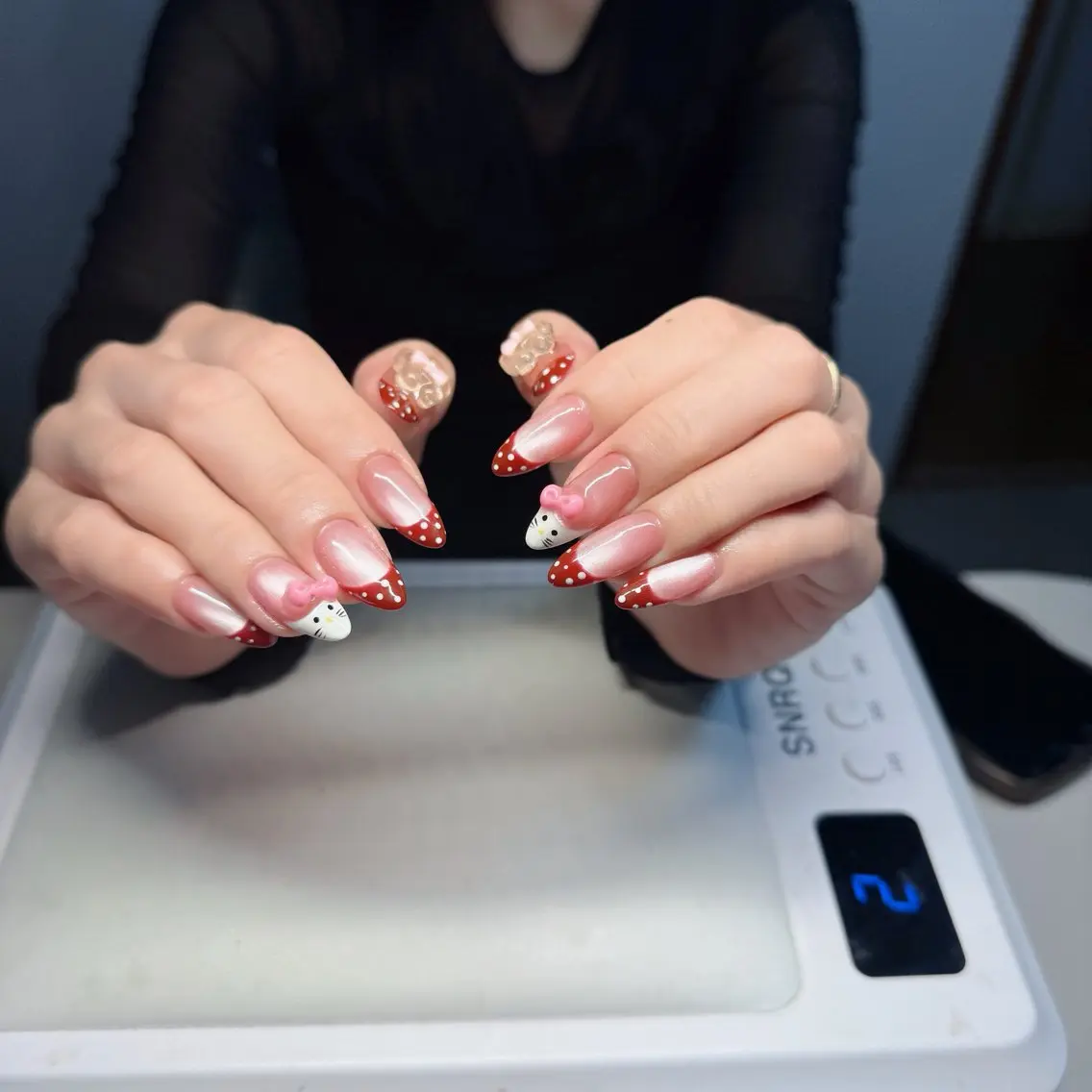 ネイル チークネイル フレンチネイル グラデーション 韓国ネイル マグネットネイル Hana Nailのネイルデザイン