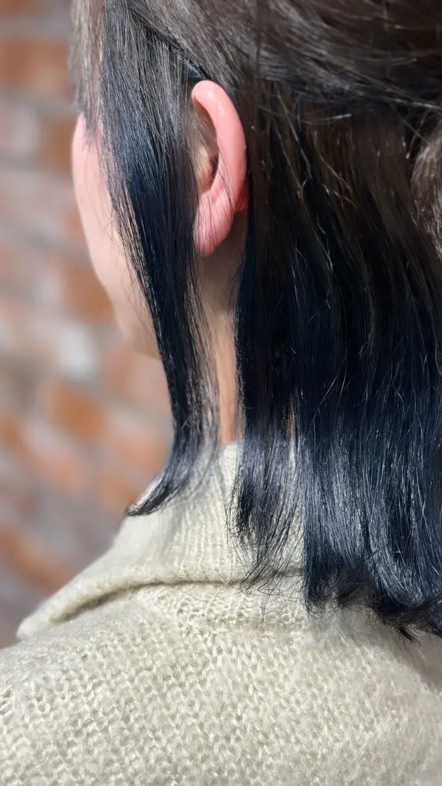 カラー ブリーチ ブルーカラー インナーカラー 似合わせカット🍀 TAKAHASHIのヘアスタイル