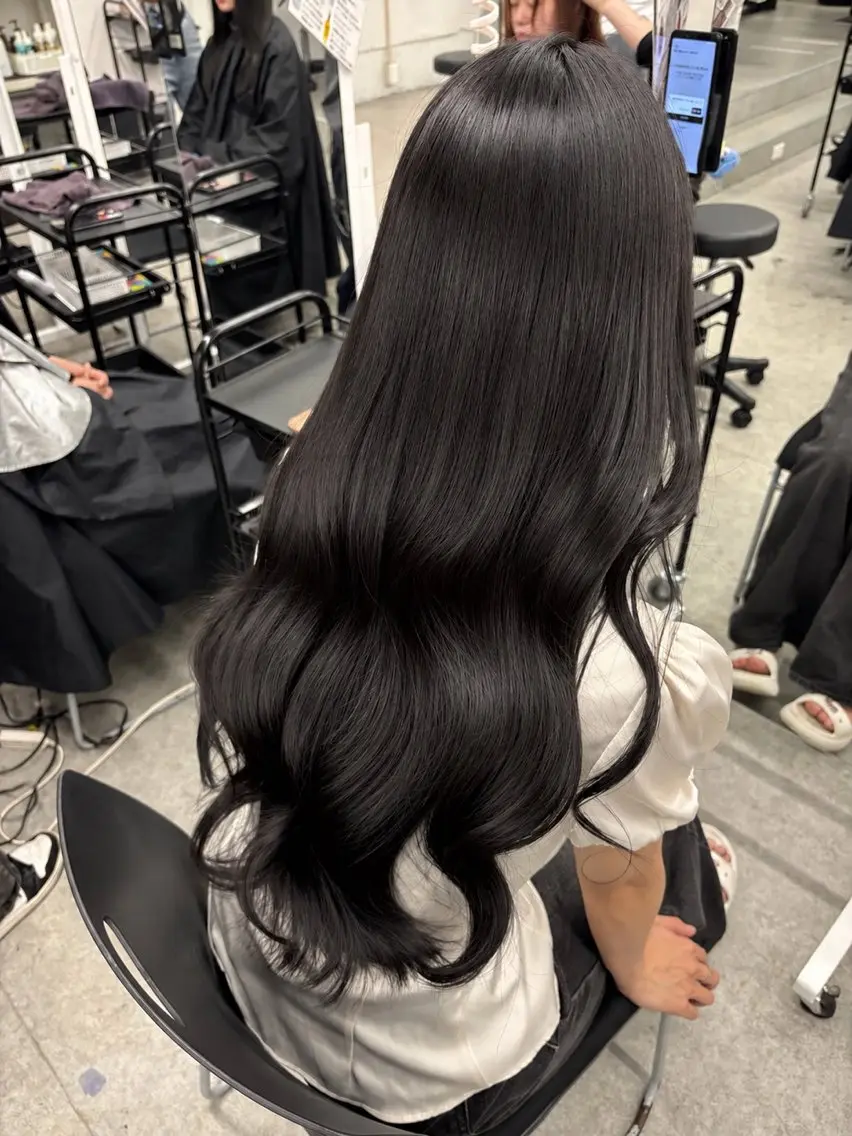 ロング カラー ヘアカラー トリートメント うる艶ワンホン/ HINANO🩶のヘアスタイル