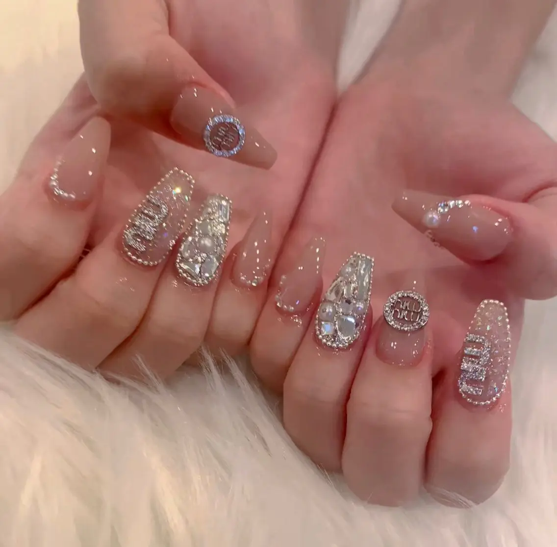 ネイル ハンドネイル Tinaネイル 難波のネイルデザイン