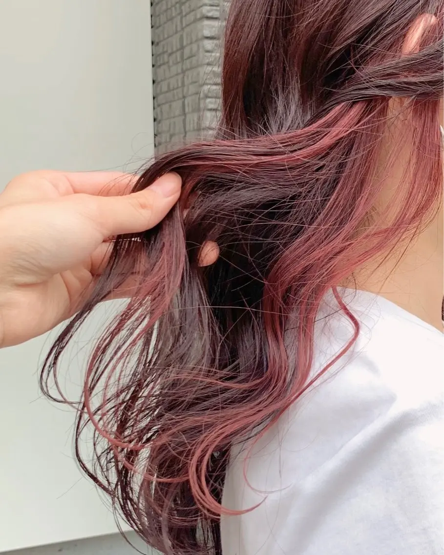 ロング カラー ヘアアレンジ カシス レッドカラー ヘアカラー Say. Reeのヘアスタイル