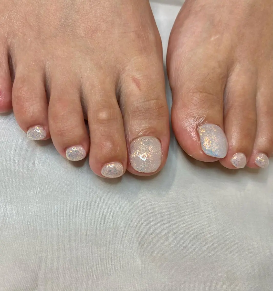 ネイル ラメ(グリッター) ニュアンスネイル ホワイト salon de oct.のネイルデザイン