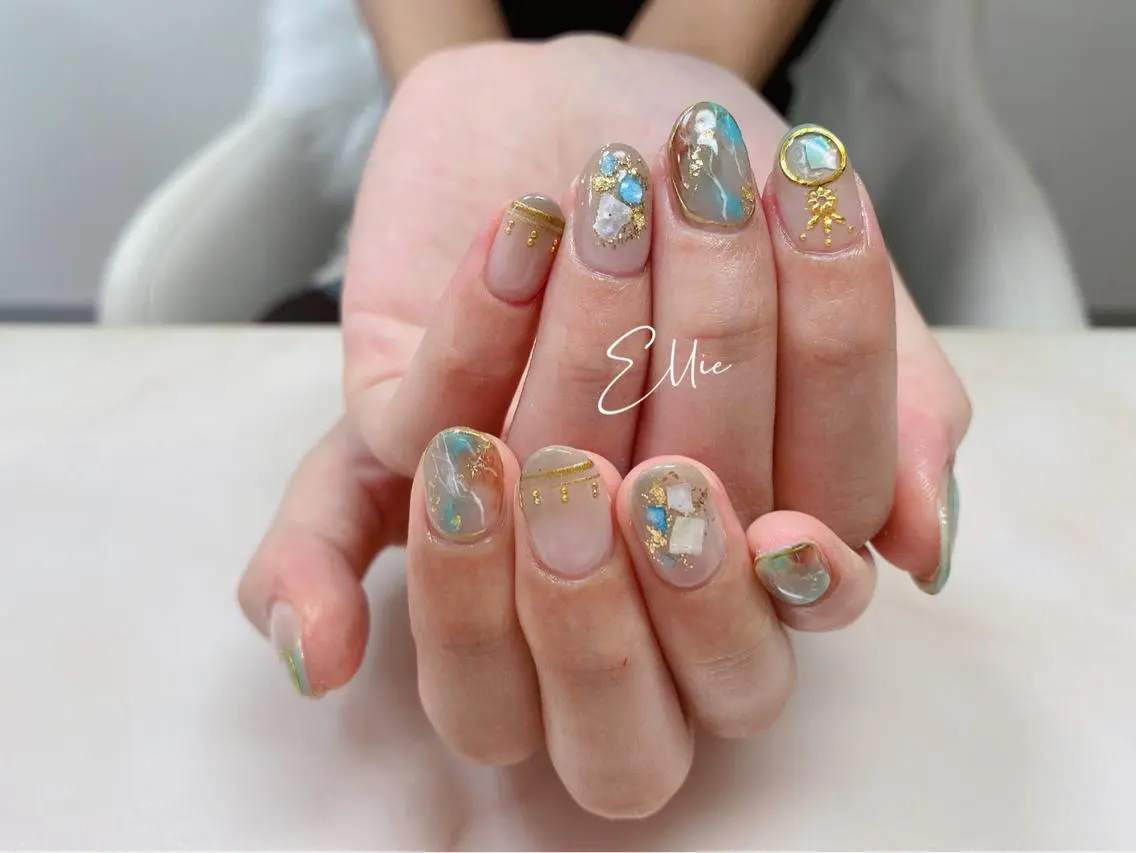 ネイル ハンドネイル ハンドケア 閨匠ビューティサロン 新橋店♡Ellieのネイルデザイン