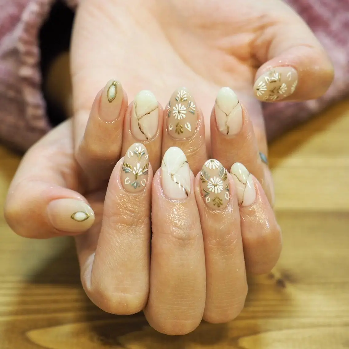 ネイル ハンドネイル ”salon" そりまちゆうこのネイルデザイン