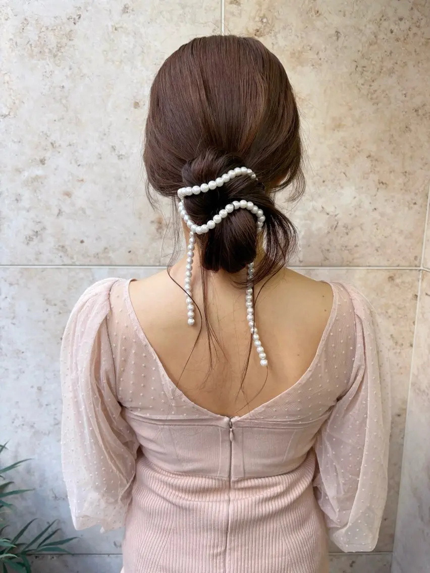セミロング ヘアアレンジ たかや みなみのヘアスタイル