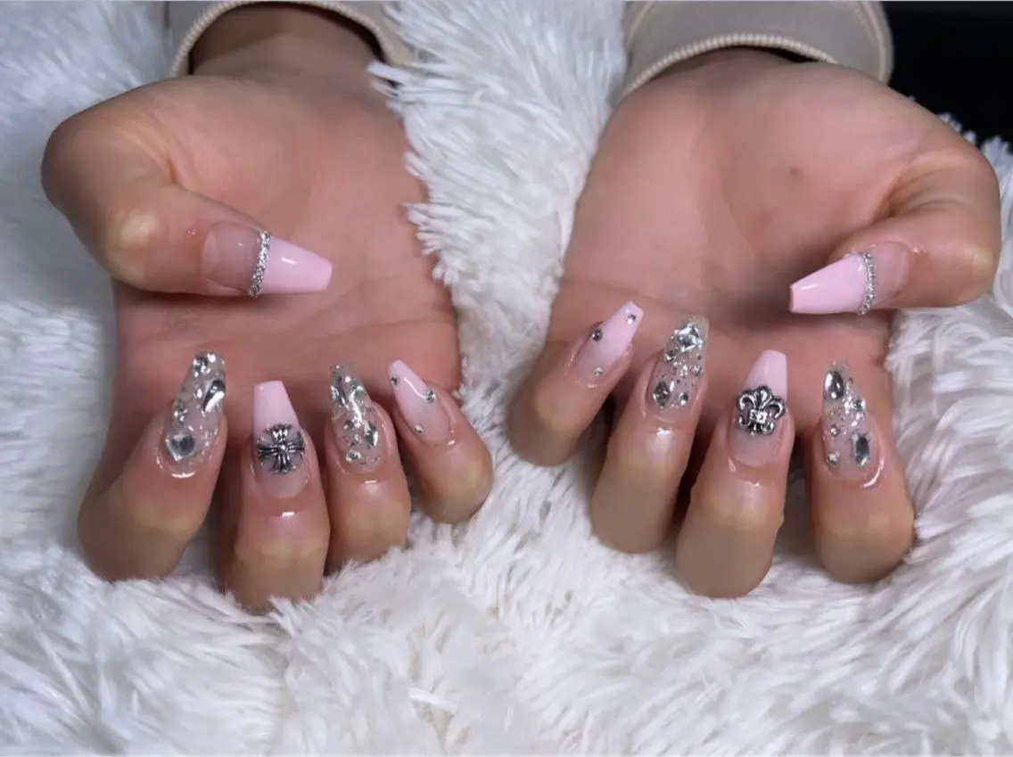 ネイル ハンドネイル R’s nailのエステ・リラクイメージ