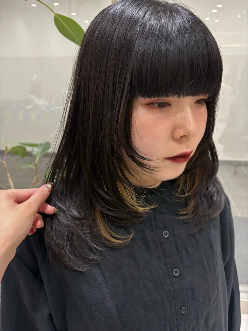 セミロング カラー カット ヘアカラー 暖色/ブリーチカラー /ボブ/本間陽南のヘアスタイル