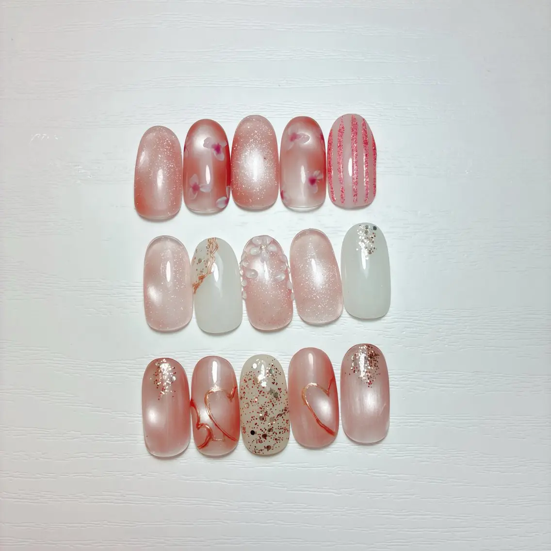 ネイル フットネイル 氷ネイル・うるうるネイル マグネットネイル ニュアンスネイル シンプルネイル ハンドネイル nail salon anoneのネイルデザイン