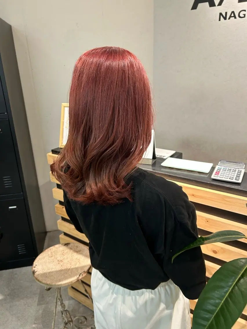 ミディアム カラー ブラウンカラー レッドカラー レッドブラウン ヘアカラー トリートメント ウルフカット レイヤーカット上柿のヘアスタイル
