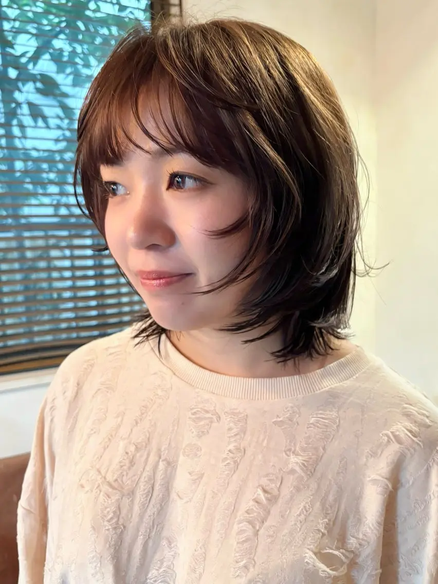 ミディアム カラー パーマ カット ヘアカラー レイヤー/透明感/ ブリーチなし/わかなのヘアスタイル