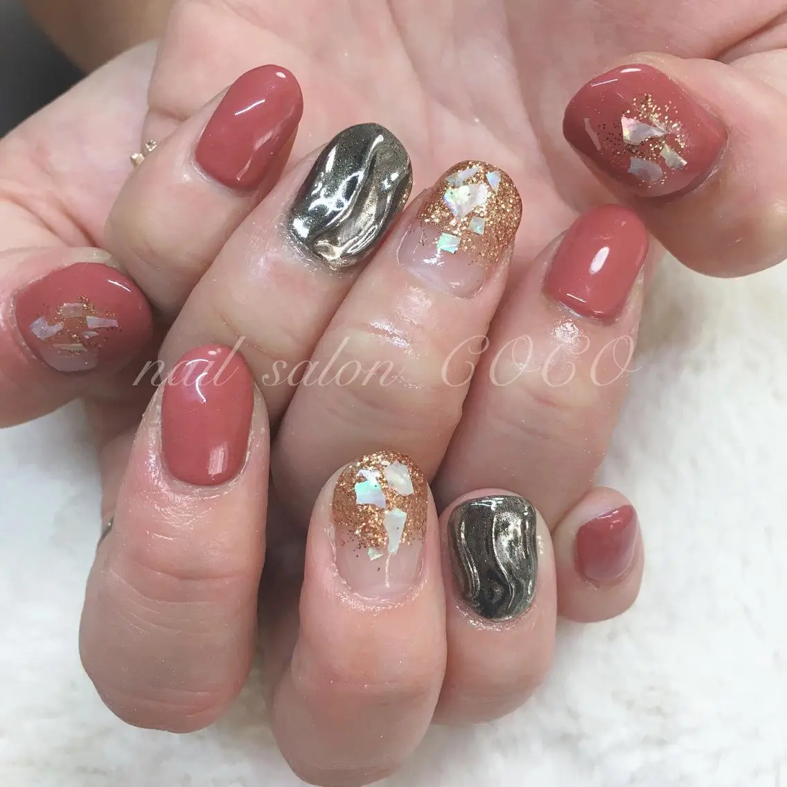 ロング カラー パーマ ヘアアレンジ キッズ ネイル マツエク・マツパ nail Berunaのネイルデザイン