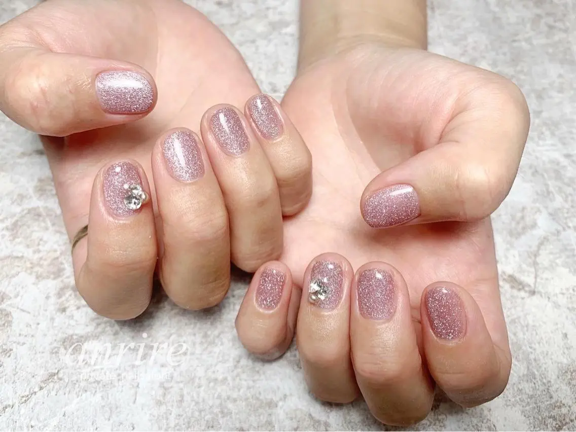 ネイル フラッシュネイル ジェルネイル キラキラネイル マグネットネイル ワンカラーネイル nailsalon anrireのネイルデザイン