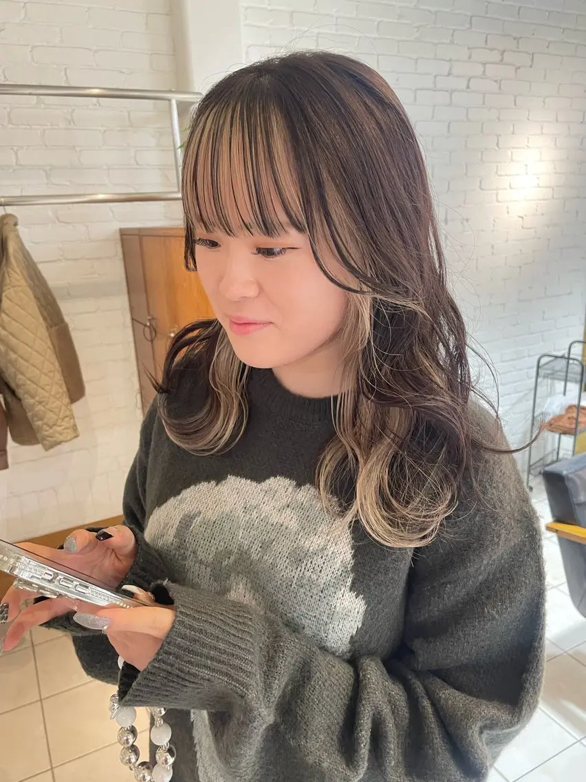 ロング ミストバング 🌟デザインカラー 🌟コノミ🌟のヘアスタイル