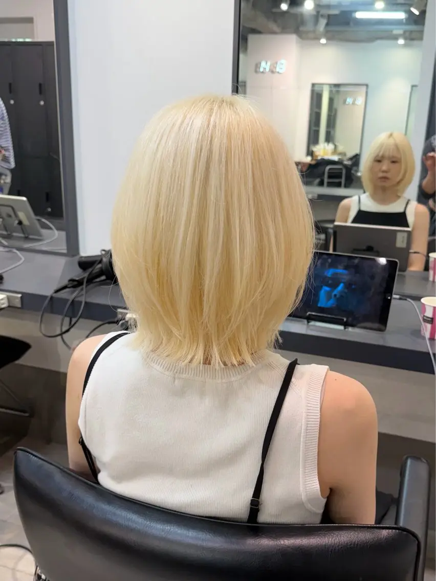 ミディアム ボブレイヤー ボブ レイヤーカット カット ヘアカラー トリートメント 🍀ブリーチ/艶カラ ー🍀 コイケのヘアスタイル