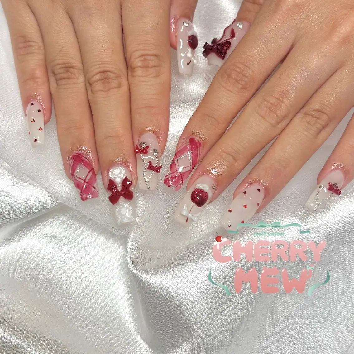 ネイル ハンドネイル あかり 🍒⋆꙳のネイルデザイン