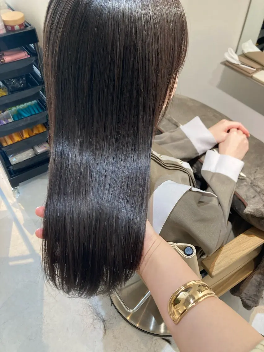 ロング カット ヘアカラー トリートメント ✨色持ちの良い艶 カラー✨蟹江真世のヘアスタイル