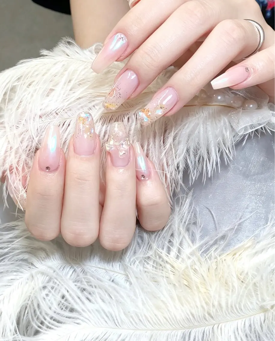 ネイル ハンドネイル Glow Minamiのネイルデザイン