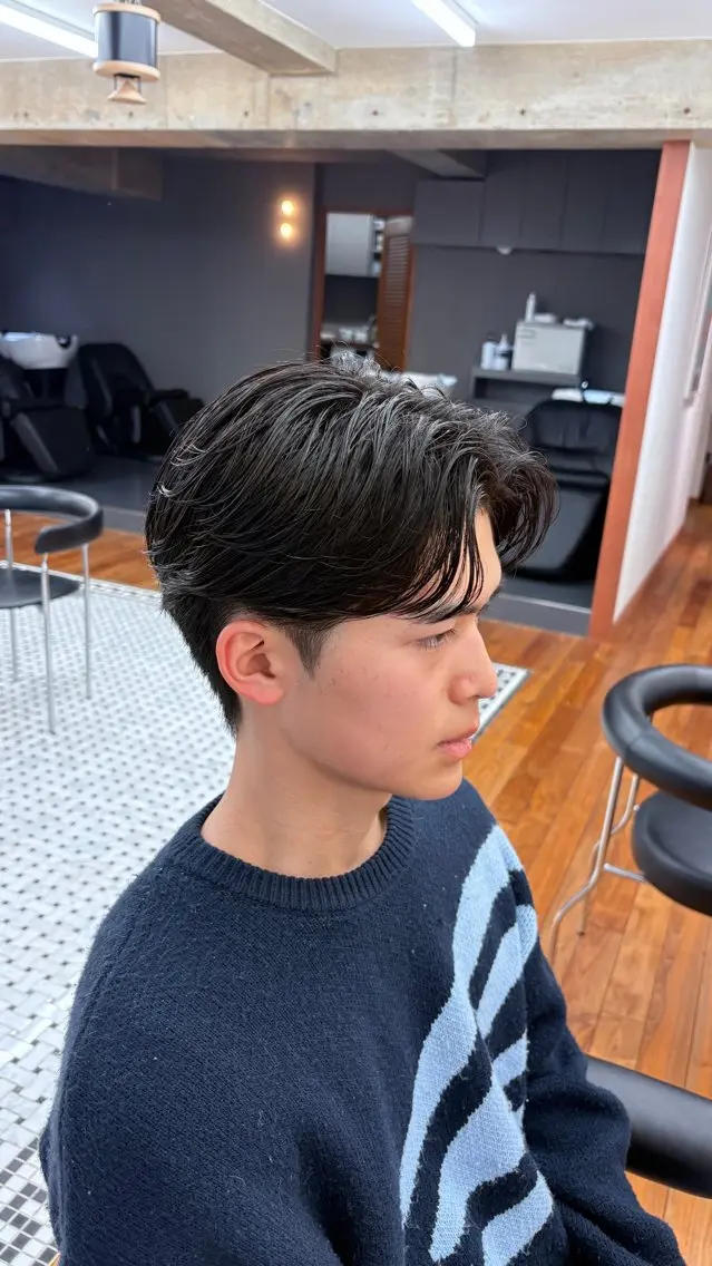 ショート メンズ センターパート メンズカット 髙橋創のヘアスタイル