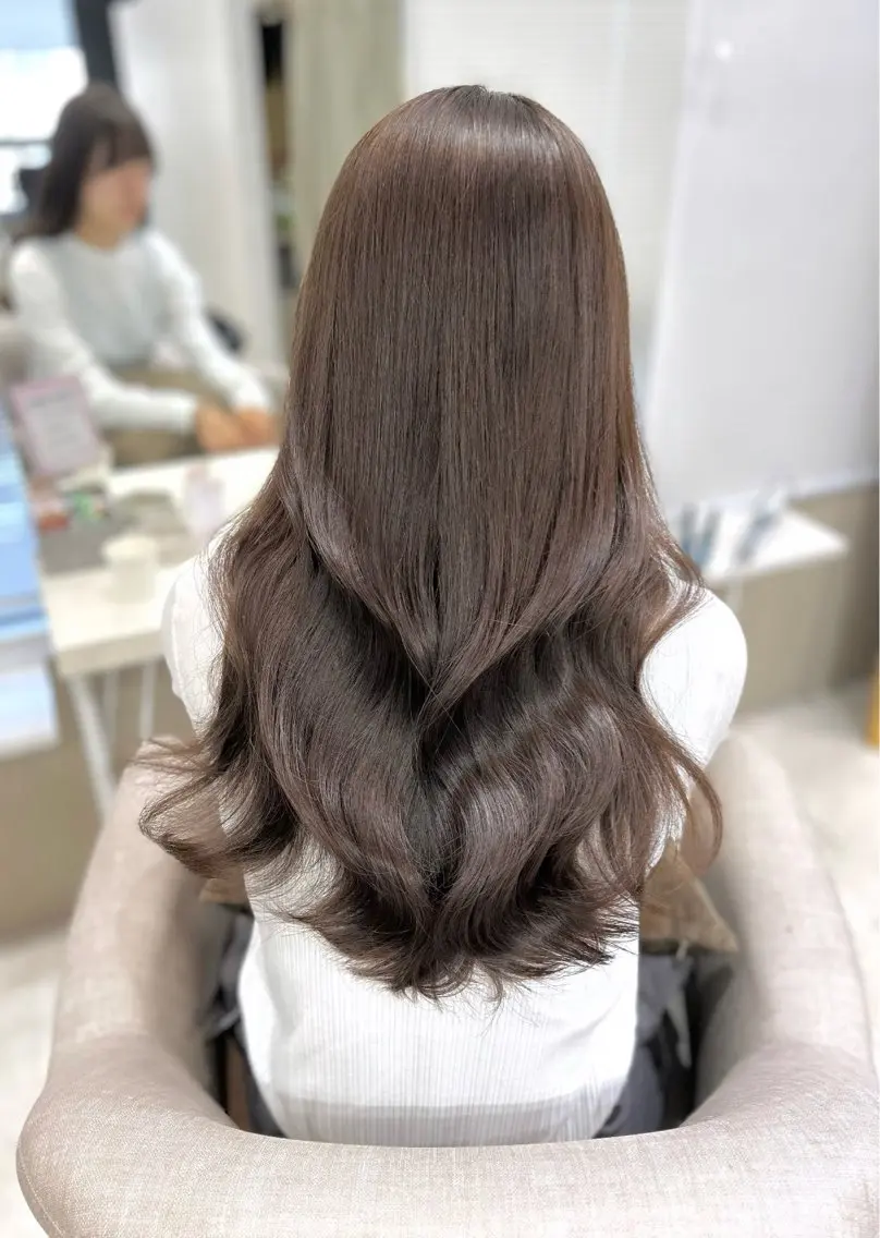 ロング ケアカラー ヘアカラー 髪質改善× ブリーチなしyutoのヘアスタイル