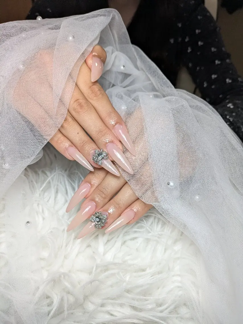 ネイル Queen Nail 研修生のネイルデザイン