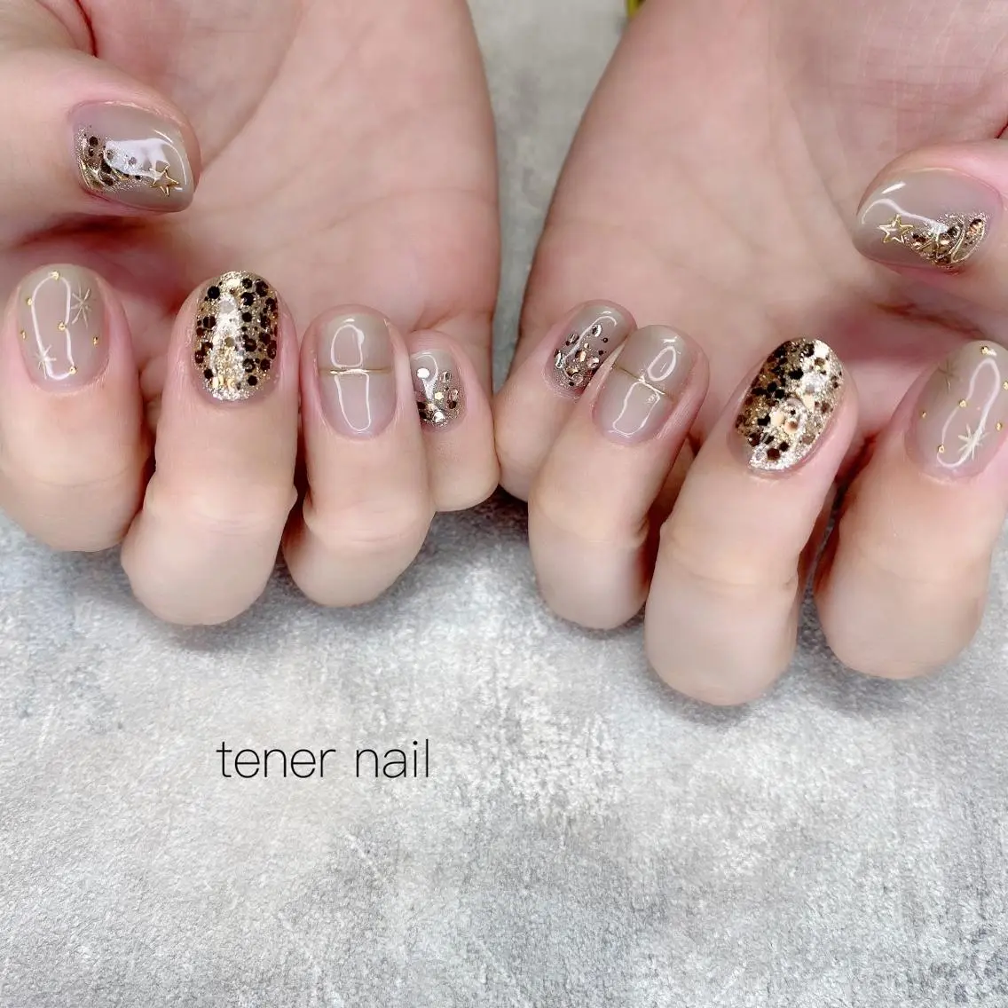 ネイル ニュアンスネイル 冬ネイル クリスマス テネルネイル tener nailのネイルデザイン