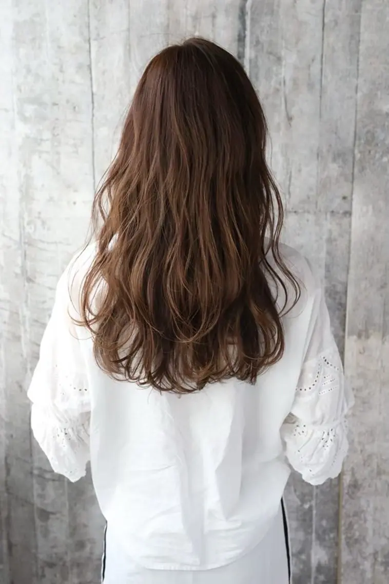 ロング カット パーマ 小澤 琉凪のヘアスタイル